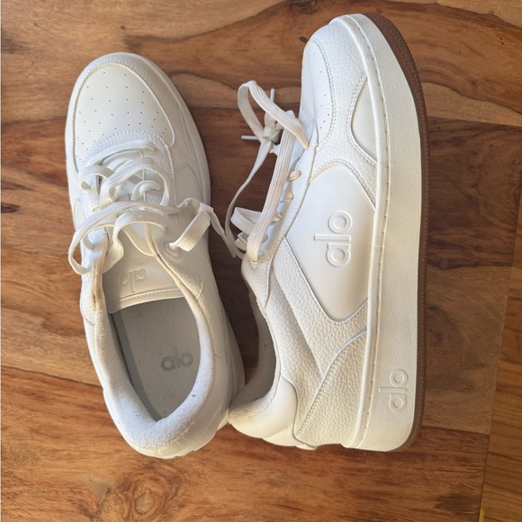 Alo yoga White Low-Top Running shoes size 11,5 for men brand new - Picture 2 of 11